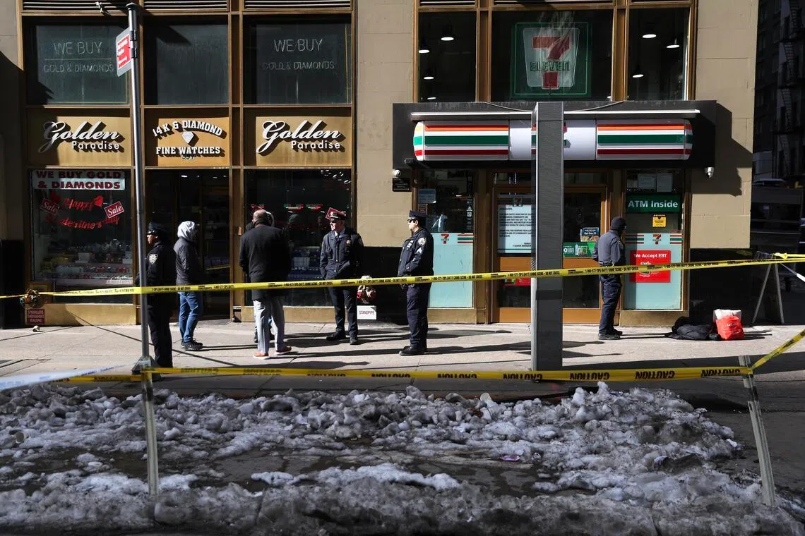 Man fatally shot at 7-Eleven near Times Square in New York City