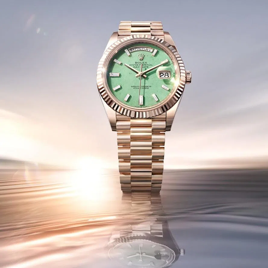 The Day-Date wears Jubilee Gold, with hues between yellow, white and rose gold. 