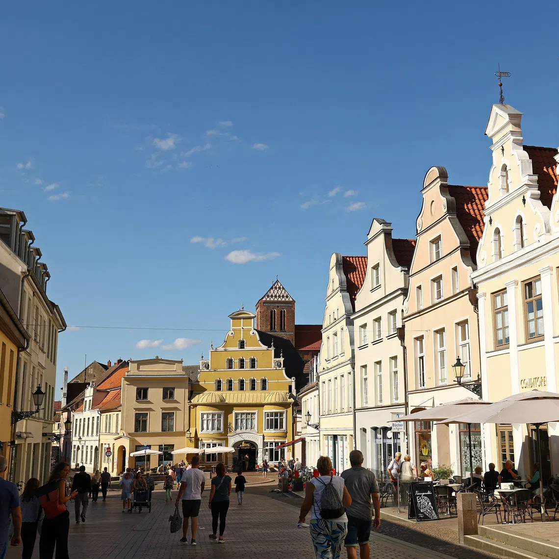 A general view of the pedestrian zone in the historic town center of Wismar, Mecklenburg-Western Pomerania, Germany, August 8, 2026. REUTERS/Lisi Niesner