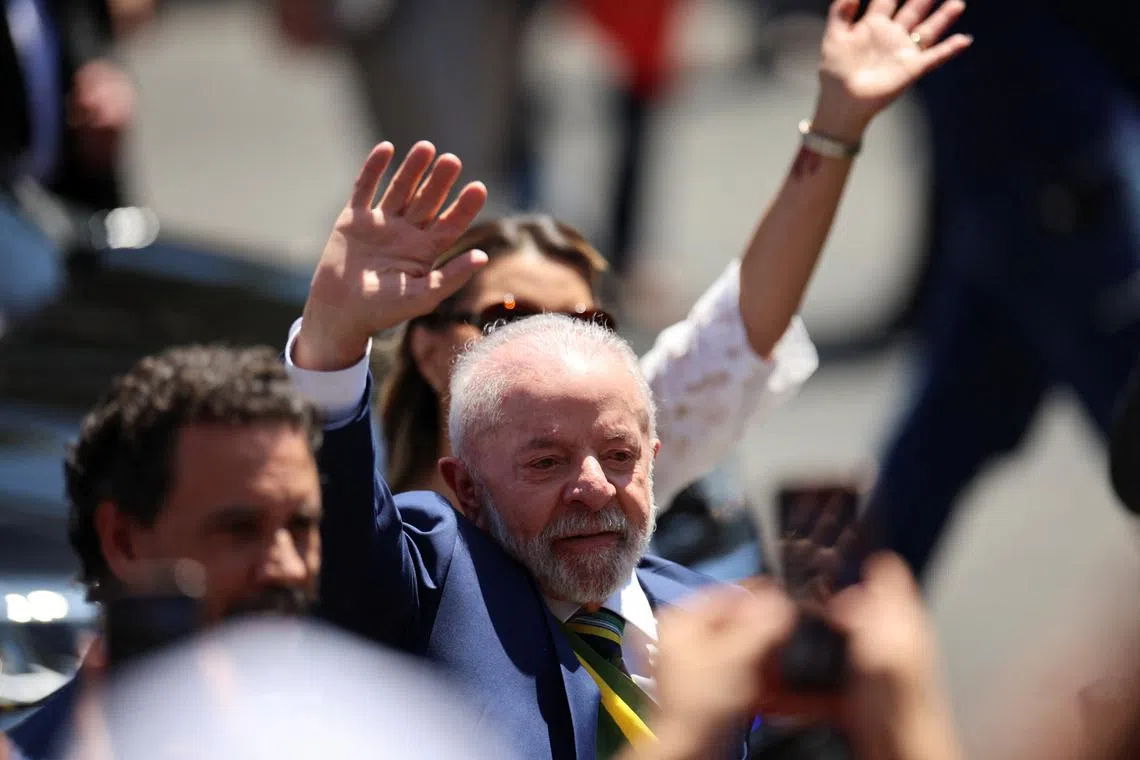 Brazil's President Luiz Inacio Lula da Silva waves as he attends the Independence Day parade in Brasilia, Brazil September 7, 2025. REUTERS/Adriano Machado