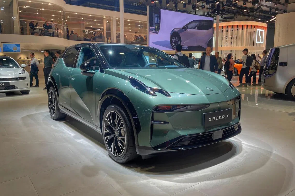 Zeekr X's SUV
