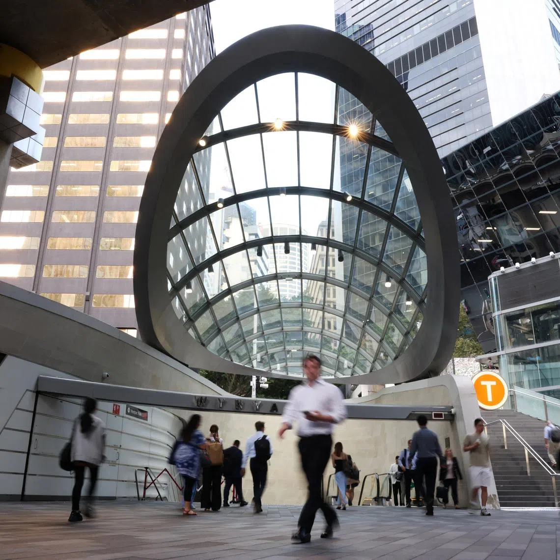 There are signs that Australians are becoming more divided and are at risk of swinging towards the politics of populist grievance, says the writer.