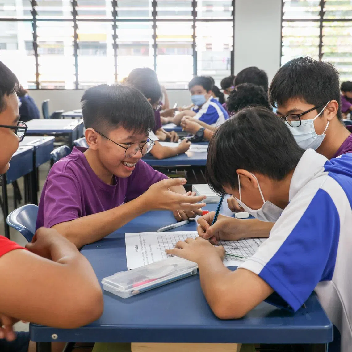 CMG20230222-LynnetteT01/卓祾祎/刘钰铃/Visit to Jurong West Secondary School to observe implementation of Full Subject-Based Banding [Jurong West Secondary School (61 Jurong West St 65, Singapore 648348)] Two classes of Secondary 2 students will be taking their Mathematics lesson at different subject levels. The students will be wearing different coloured form class t-shirts which will depict how students from different mixed form classes come together to take subject-level classes.