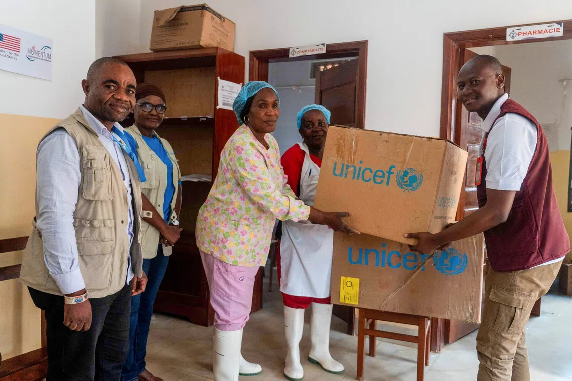 The Masiki Health Center receives UNICEF medicine kits for the protection of children and their mothers during the Ebola outbreak as aid authorities intensify efforts to contain a new Ebola outbreak involving the Bundibugyo strain in Butembo, North Kivu province, Democratic Republic of Congo, October 7, 2026. REUTERS/Gradel Muyisa Mumbere