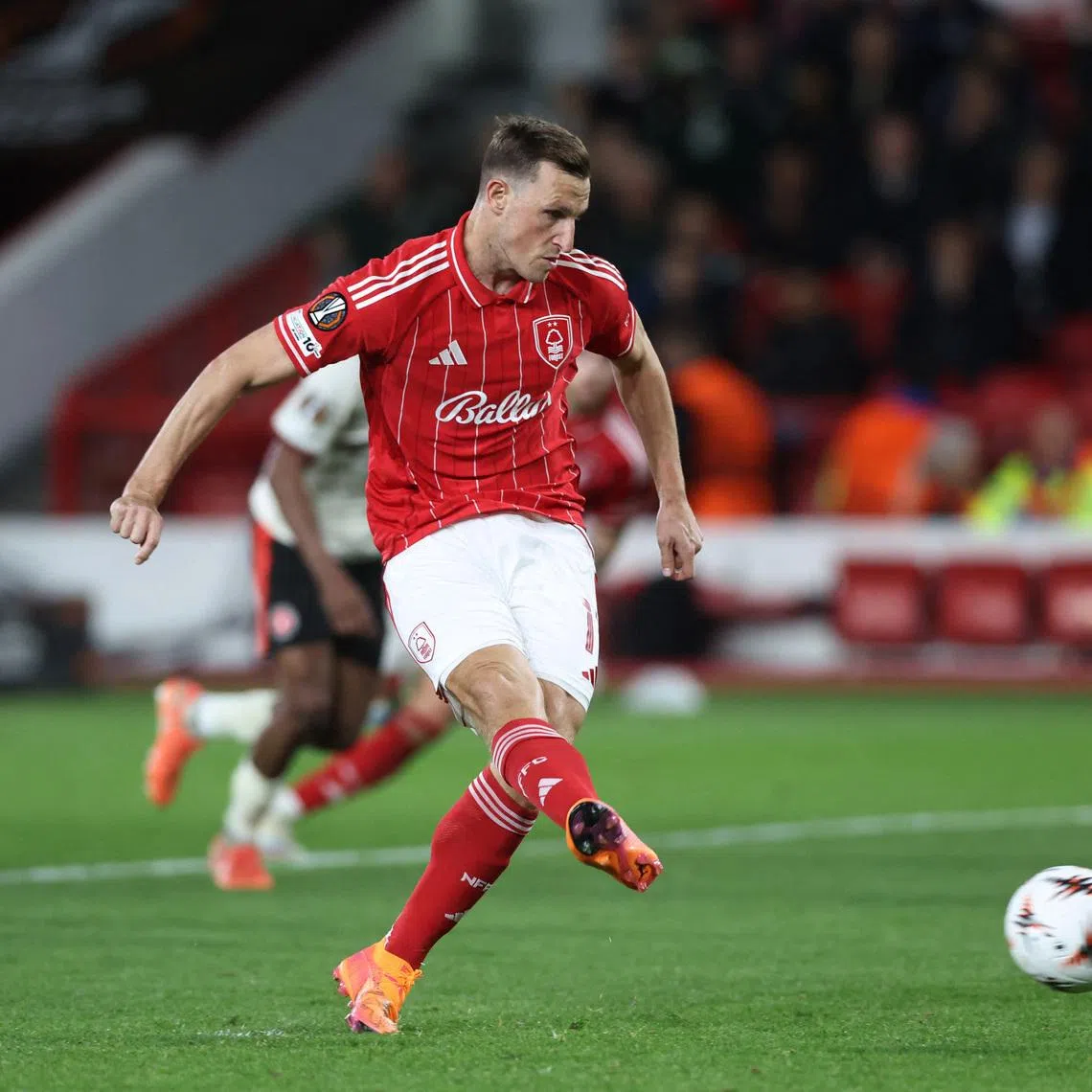 Soccer Football - UEFA Europa League - Nottingham Forest v FC Midtjylland - The City Ground, Nottingham, Britain - October 2, 2025 Nottingham Forest's Chris Wood scores their second goal from the penalty spot. REUTERS/David Klein