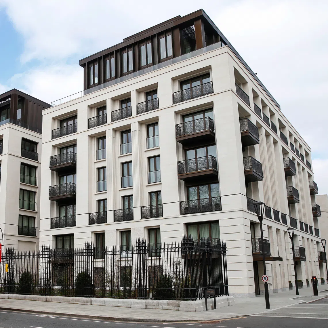 With millionaires fleeing Britain, prices of London’s top properties have declined by around 11 per cent over the past 10 years, according to data compiled by Savills, one of Britain’s largest real estate companies.