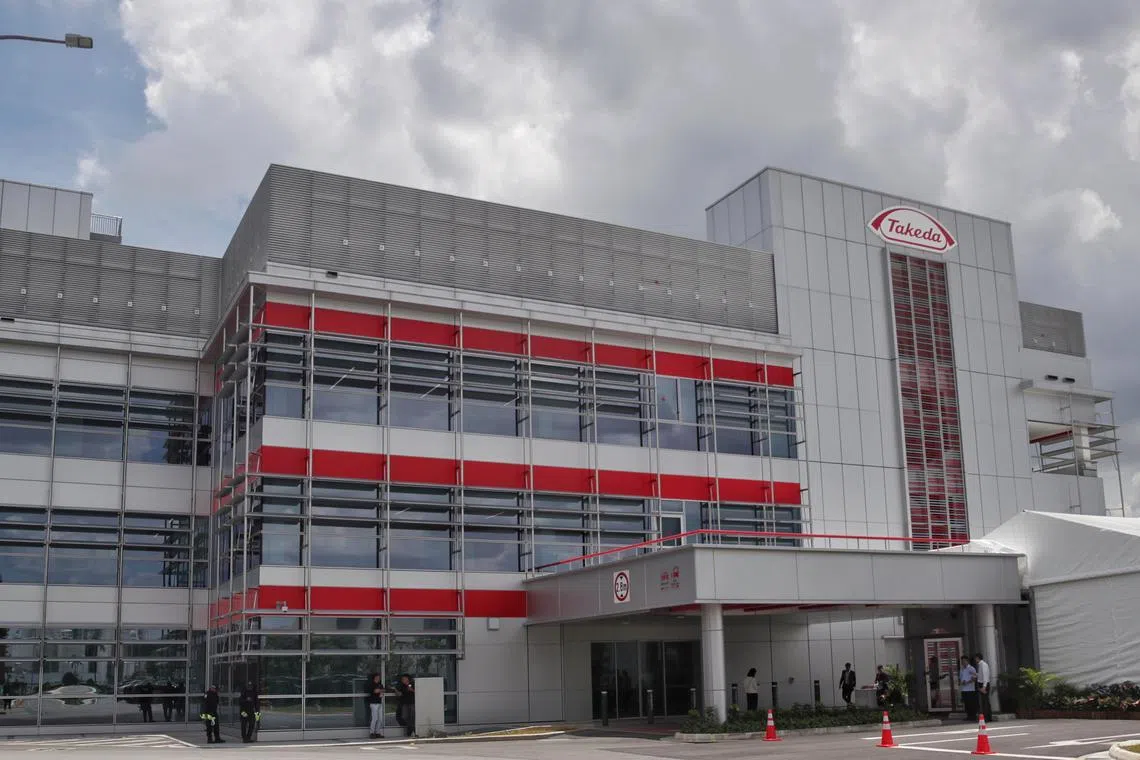  Gin Tay  ctntakeda30 Cheryl Tan Su-Wen