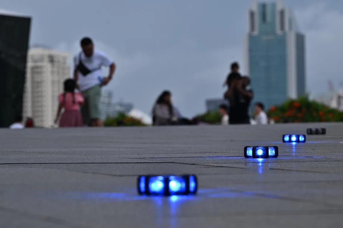 A series of LED lights, developed to improve crowd management, will be deployed within the Marina Bay area during the event.