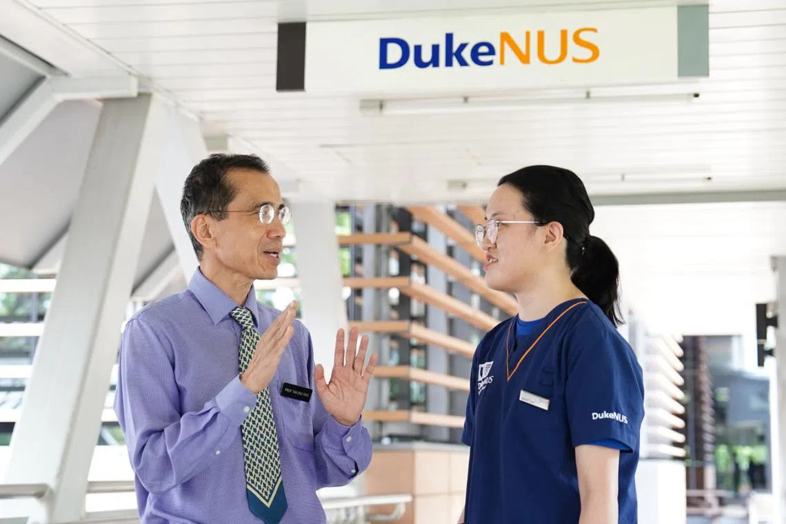 Under Prof Tan Eng King’s guidance, Ms Jazreel Low (right) successfully published her research on caffeine dependence and Parkinson's disease in the Journal of Translational Medicine in 2024. 