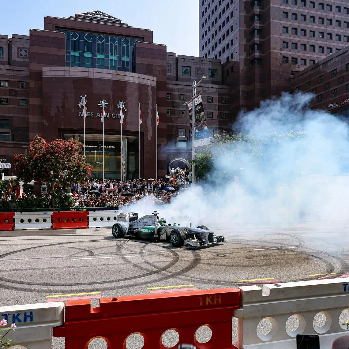 Mercedes reserve driver Fred Vesti doing a “doughnut” during adidas’ Orchard Ignition event on Aug 30.