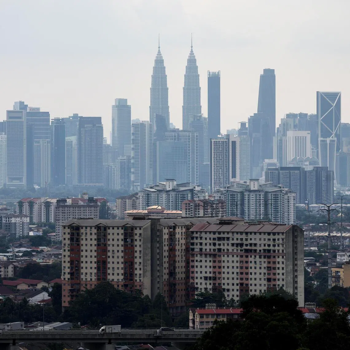 A nationwide operation against illegal e-cigarette sales from April 13 to 17 in Malaysia revealed the sale of furanylfentanyl, a derivative of fentanyl.