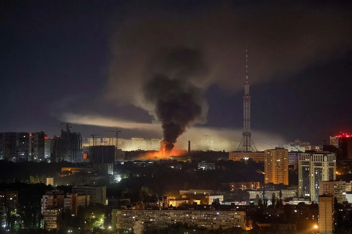 Smoke rises in the city during a Russian missile strike, amid Russia's attack on Ukraine, in Kyiv, Ukraine August 11, 2026. REUTERS/Gleb Garanich TPX IMAGES OF THE DAY