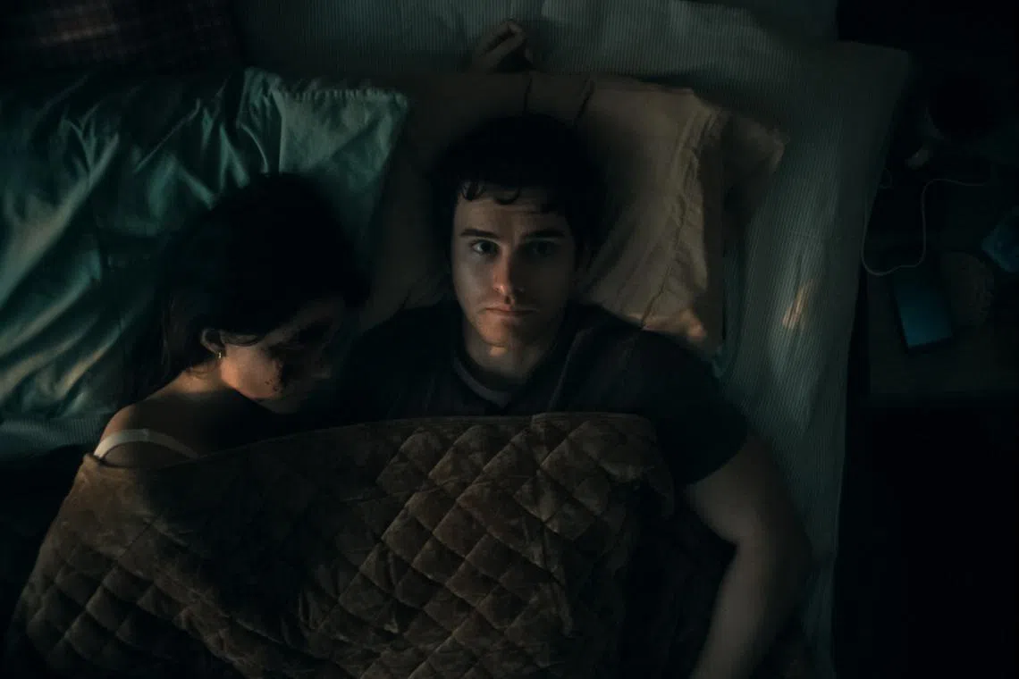 OBS_FP_00128_R

Inde Navarrette stars as Nikki and Michael Johnston as Bear in OBSESSION, a Focus Features release.

Credit: Courtesy of Focus Features / © 2026 FOCUS FEATURES LLC