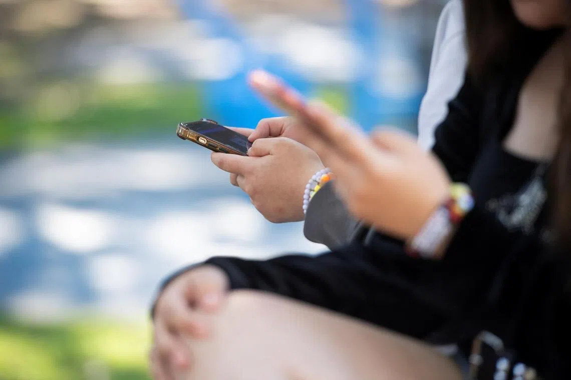The algorithms powering our social feeds: Amusing or addictive?