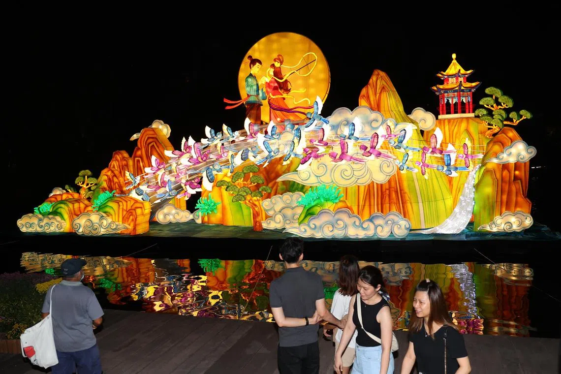 A 20m-long lantern set depicts the mortal Cowherd and the fairy Weaver Girl reuniting on a bridge formed by magpies.