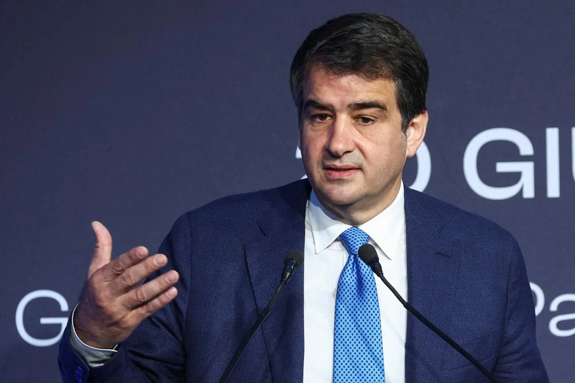 FILE PHOTO: Italy's Minister without Portfolio for European Affairs and Territorial Cohesion Raffaele Fitto speaks during the annual meeting of Assarmatori in Rome, Italy June 20, 2023. REUTERS/Remo Casilli/File Photo