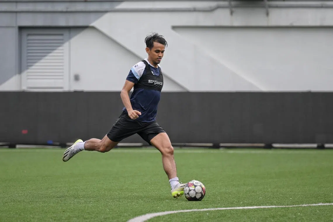 ST20241016_202438600579/dgsoc18/Shintaro Tay/Deepanraj  Ganesan/

Shahdan Sulaiman training with his Hougang United FC Teammates at Jalan Besar Stadium on Oct 16, 2024.