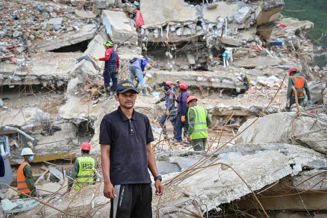 Miguel Baez, a volunteer rescuer, still returns to the mangled pile of concrete and metal, joining other volunteers in the grueling, dangerous search for victims.