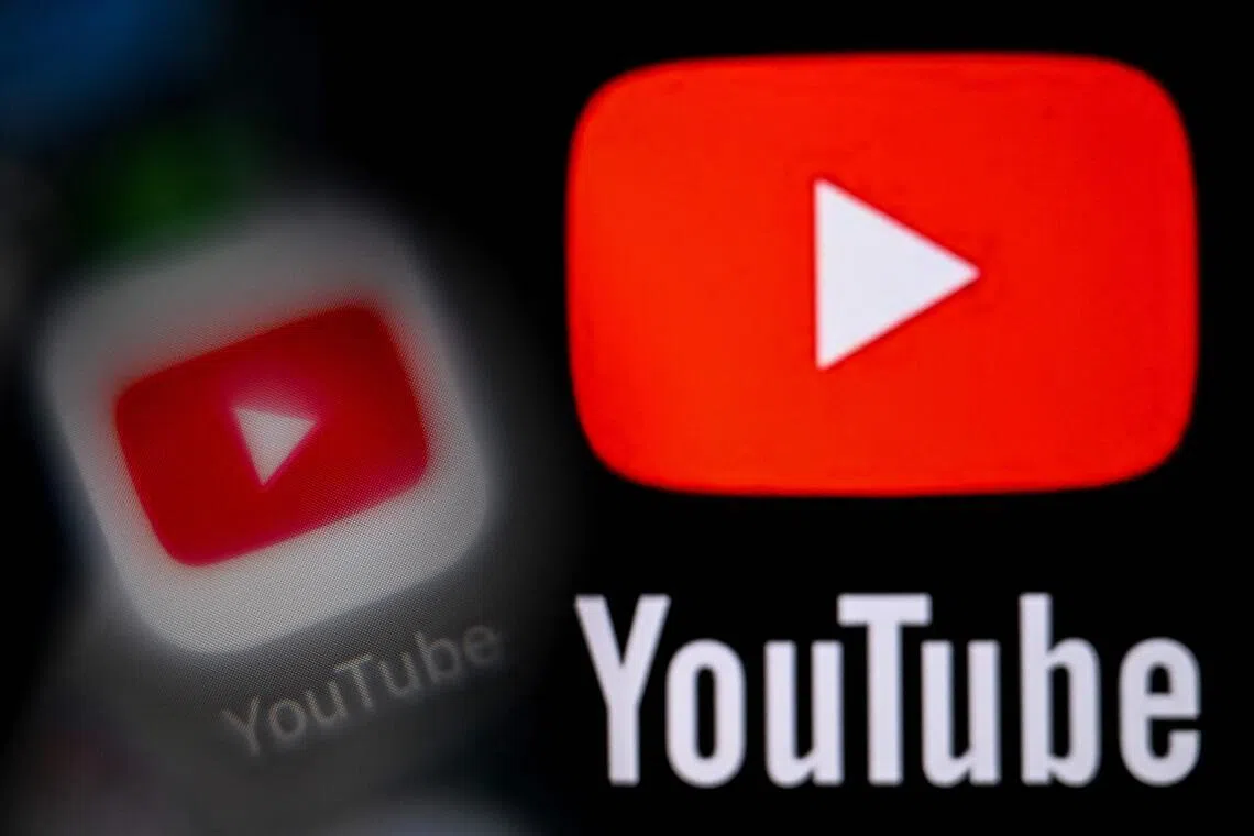 YouTube has changed the minimum age on its guidelines to 16, Communications Minister Meutya Hafid said.