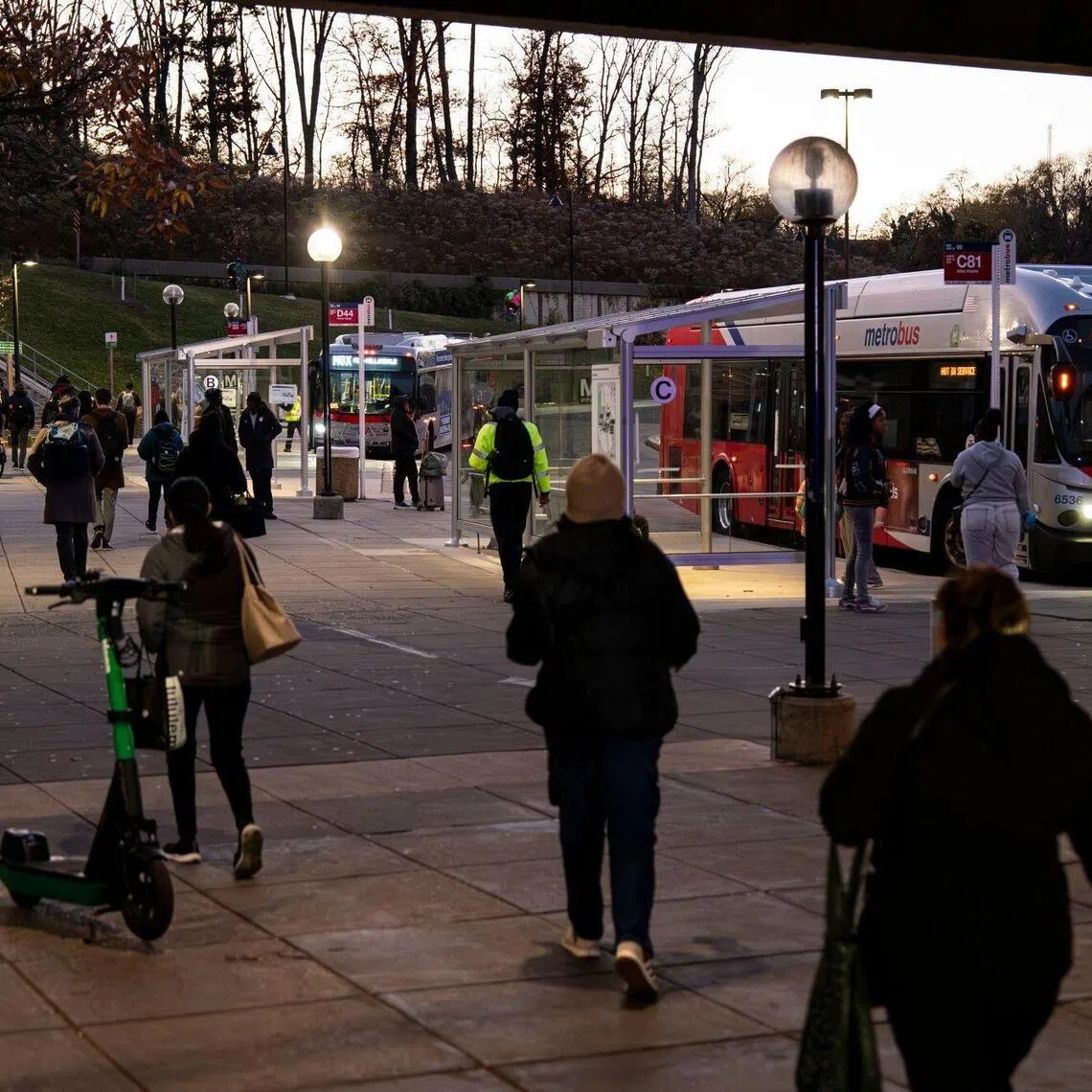 Roads and sidewalks in the US capital Washington were again clogged as thousands of federal employees returned to work on Nov 13, 2025.