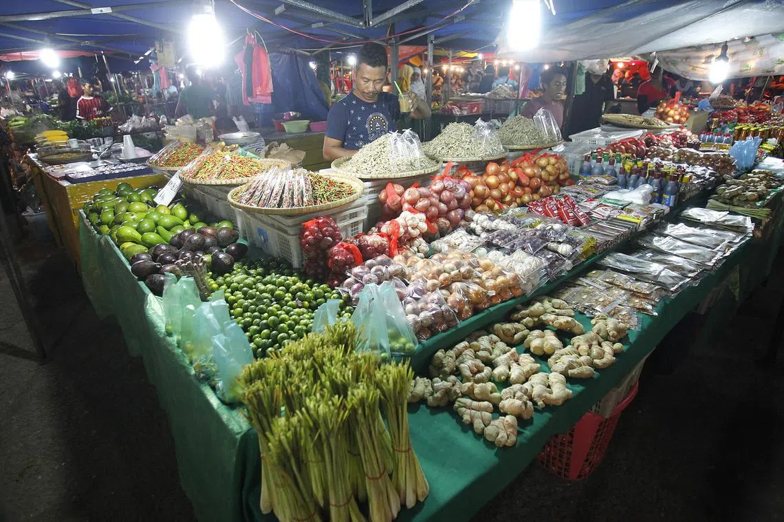 Now, there is a severe shortage of tomatoes, chillies, okra, long beans and eggplant, among others.