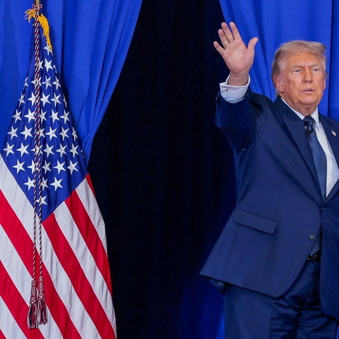U.S. President Donald Trump waves after delivering remarks at Rockland Community College in Suffern, New York, U.S., May 22, 2026. REUTERS/Kylie Cooper