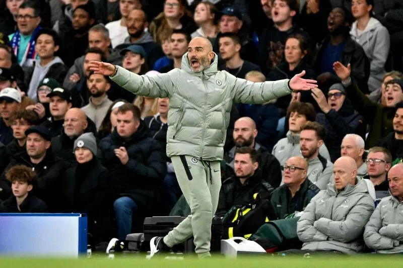 Chelsea's Italian head coach Enzo Maresca shouts instructions to the players from the touchline during the match at Stamford Bridge in London, UK.
