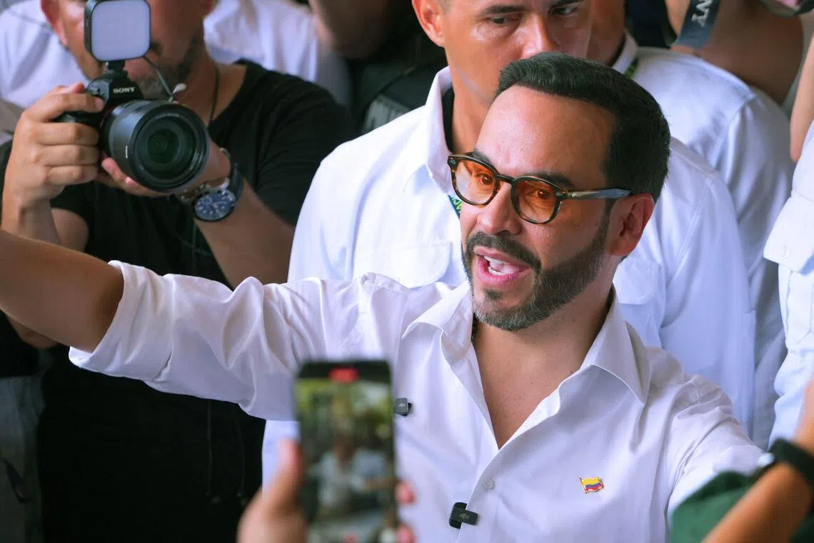 Colombian right-wing presidential candidate endorsed by Trump ordered to apologise for sexism