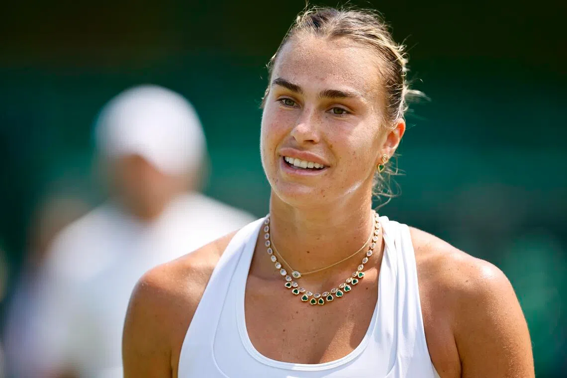 epa13066184 Aryna Sabalenka of Belarus takes part in a practice with Maria Sakkari of Greece, ahead of the Wimbledon Championships in London, Britain, 26 June 2026. The Wimbledon Championships 2026 will be played from 29 June to 12 July 2026.  EPA/TOLGA AKMEN