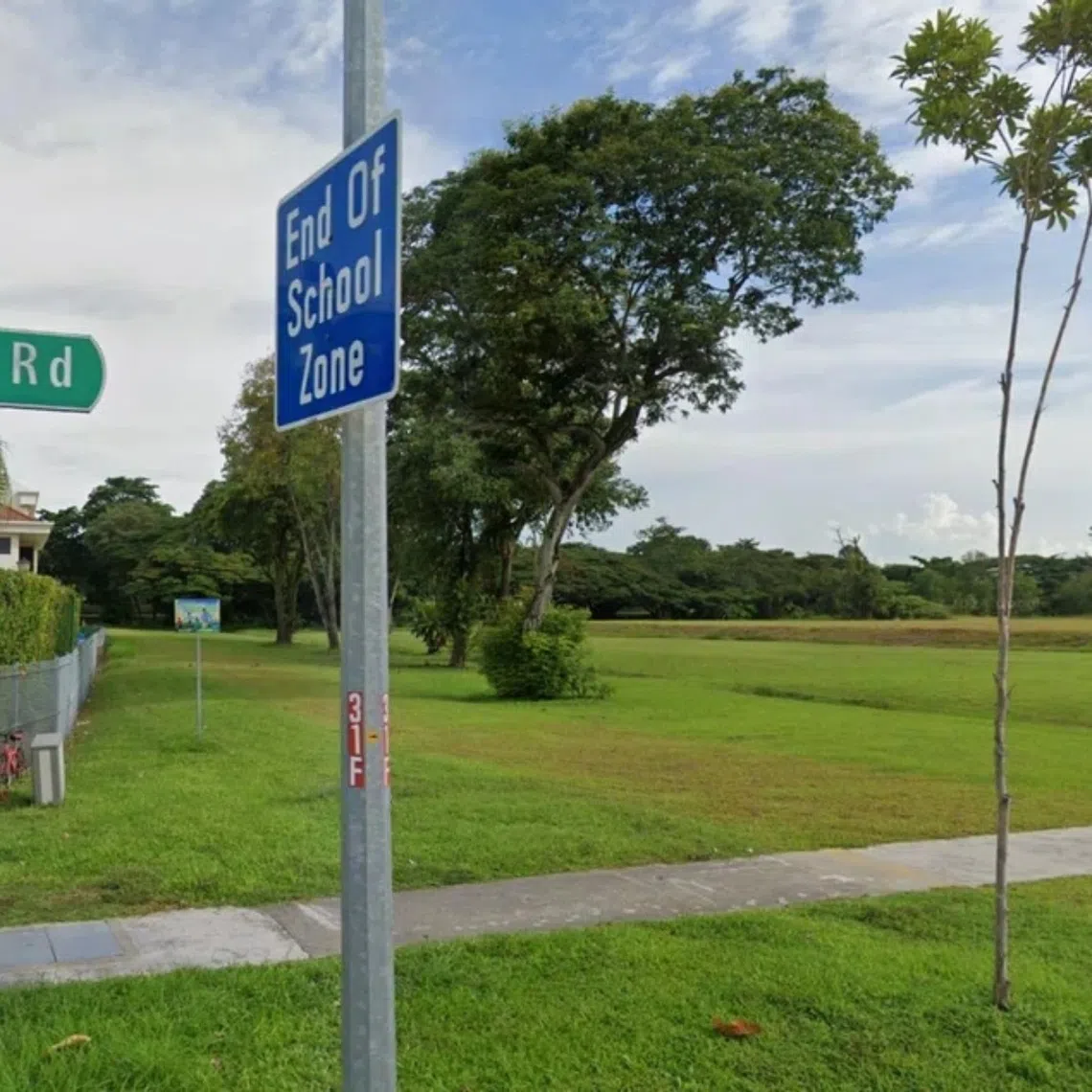 The Tanjong Rhu Road site is bounded by the Singapore Swimming Club to the east, in an area with private and public housing developments. 