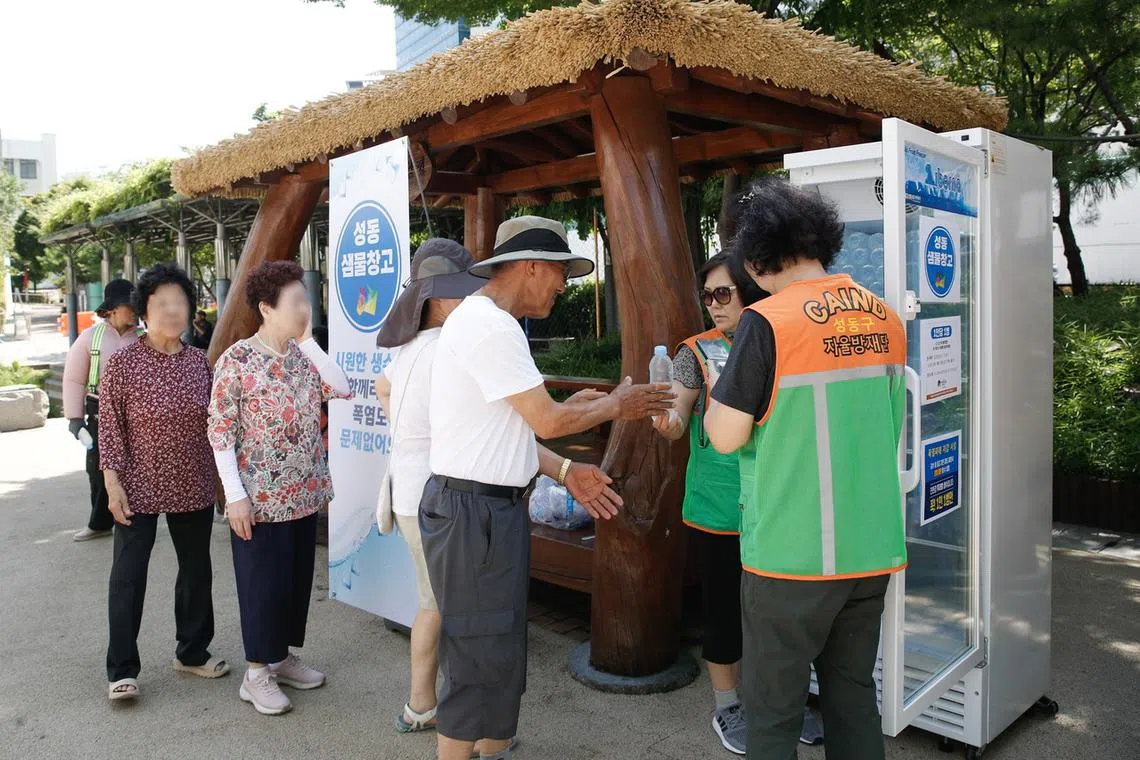 Jung-gu in central Seoul was one of the districts to roll out an early heat wave response by providing free bottled water.
