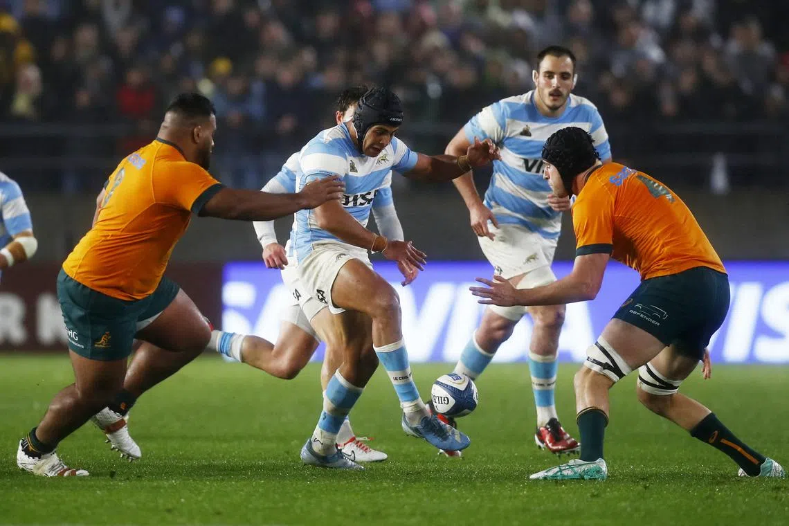 Rugby Union - Rugby Championship - Argentina v Australia - Estadio Jorge Luis Hirschi, La Plata, Argentina - August 31, 2024 Argentina's Julian Montoya in action with Australia's Nick Frost REUTERS/Cristina Sille/File Photo