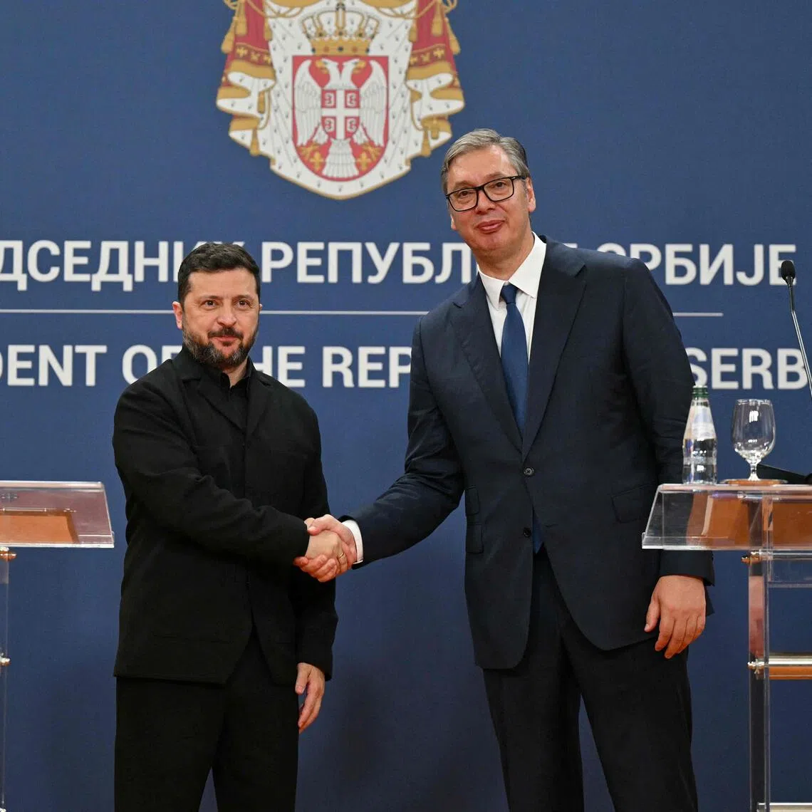 Both Serbian President Aleksandar Vucic (right) and Ukrainian President Volodymyr Zelensky said the two countries want to complete a free trade agreement by the end of the year.