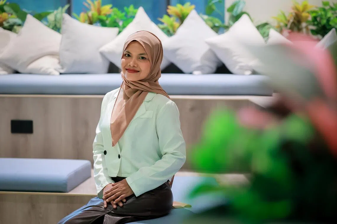 Ms Siti said most domestic helpers did not have a chance to discover their talents at a young age, and wants to encourage them to pursue their dreams.