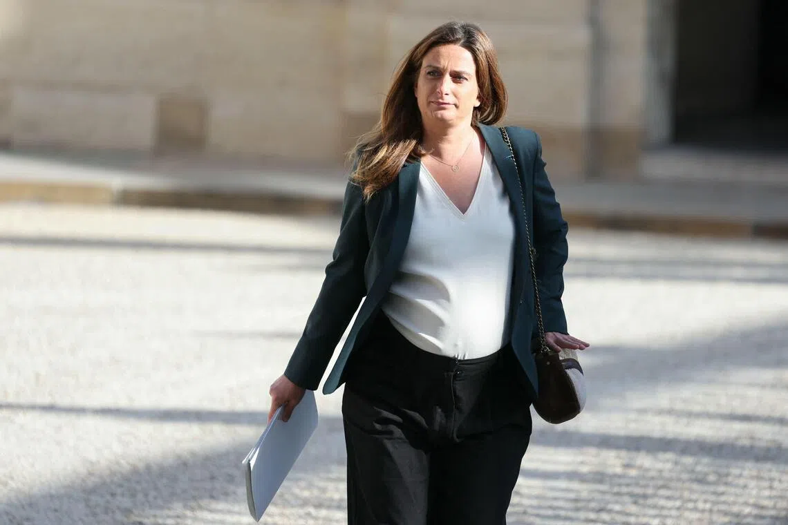 In first, French presidential candidate gives birth during campaign