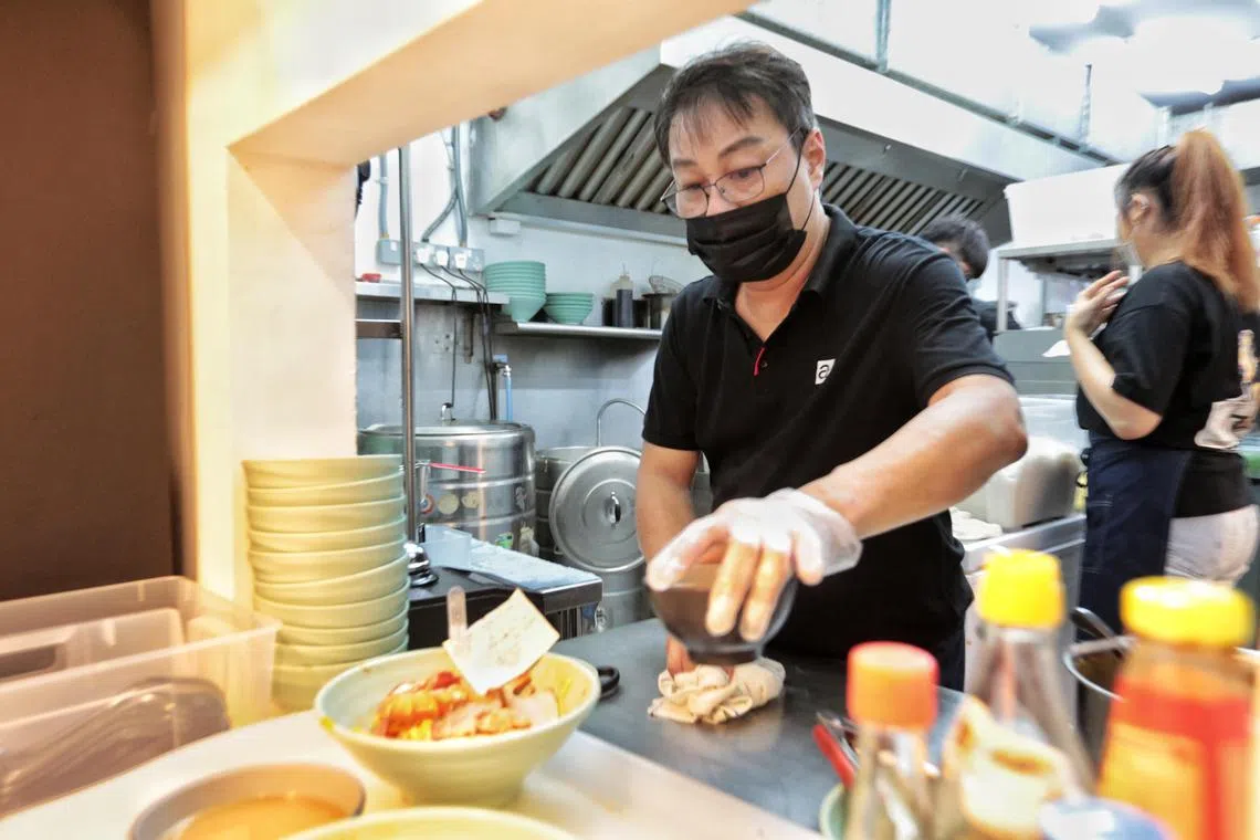 知味鲜 Fresh Taste Big Prawn Noodle