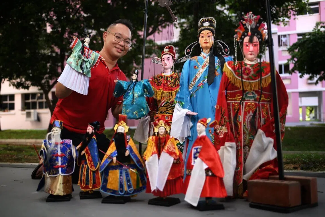 Chinese puppeteer, traditional Indian dancer among first recipients of cultural heritage award for youth