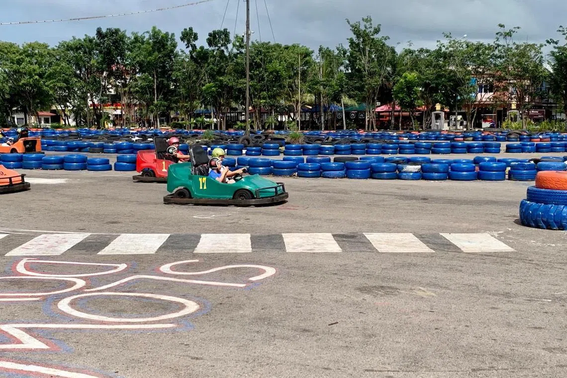 ajgokart



Credit: Courtesy of Mr Lai