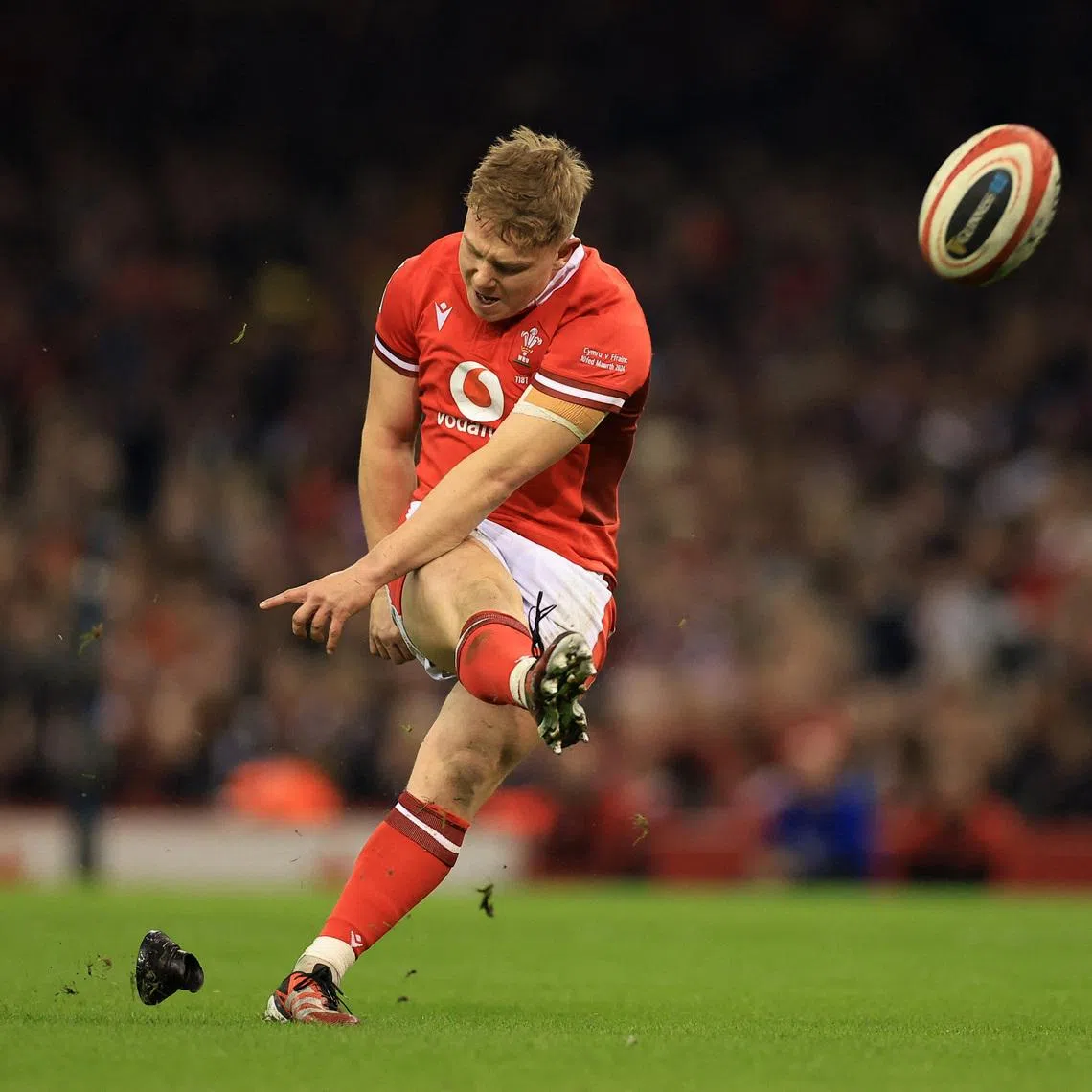 Rugby Union - Six Nations Championship - Wales v France - Principality Stadium, Cardiff, Wales, Britain - March 10, 2024 Wales' Sam Costelow scores a penalty goal Action Images via Reuters/Andrew Boyers