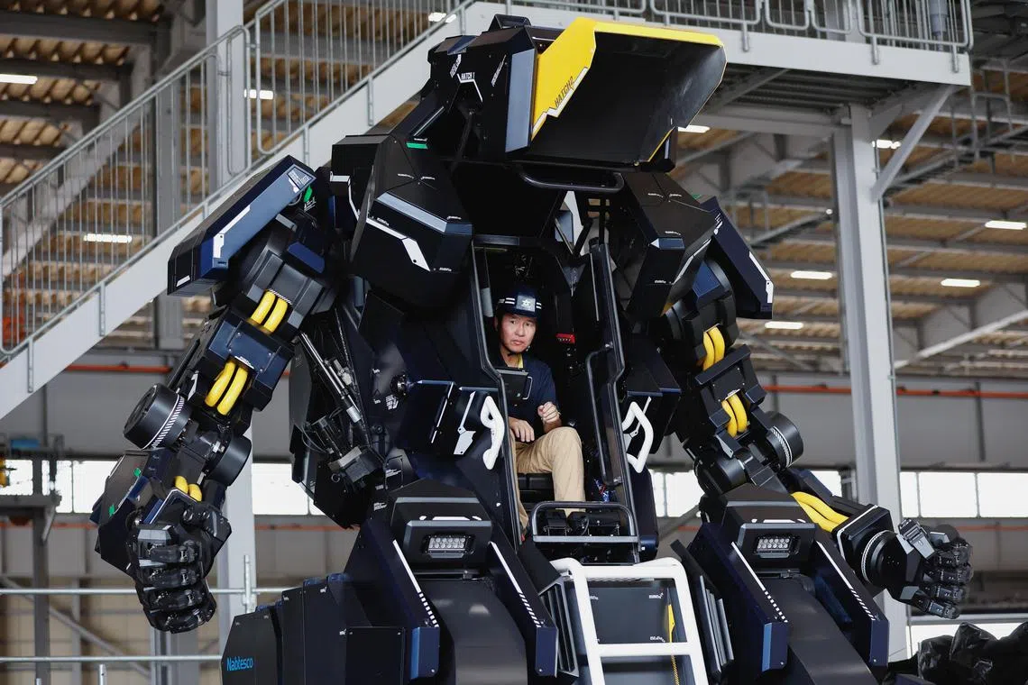 ロボット gundam Japan start-up develops $4.1m Gundam-like robot with hopes