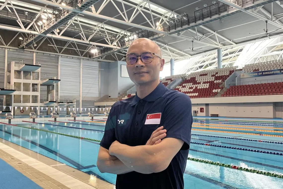 dldive04 - New Singapore diving head coach Charlie Tu takes over from Li Peng.


Credit: Singapore Aquatics