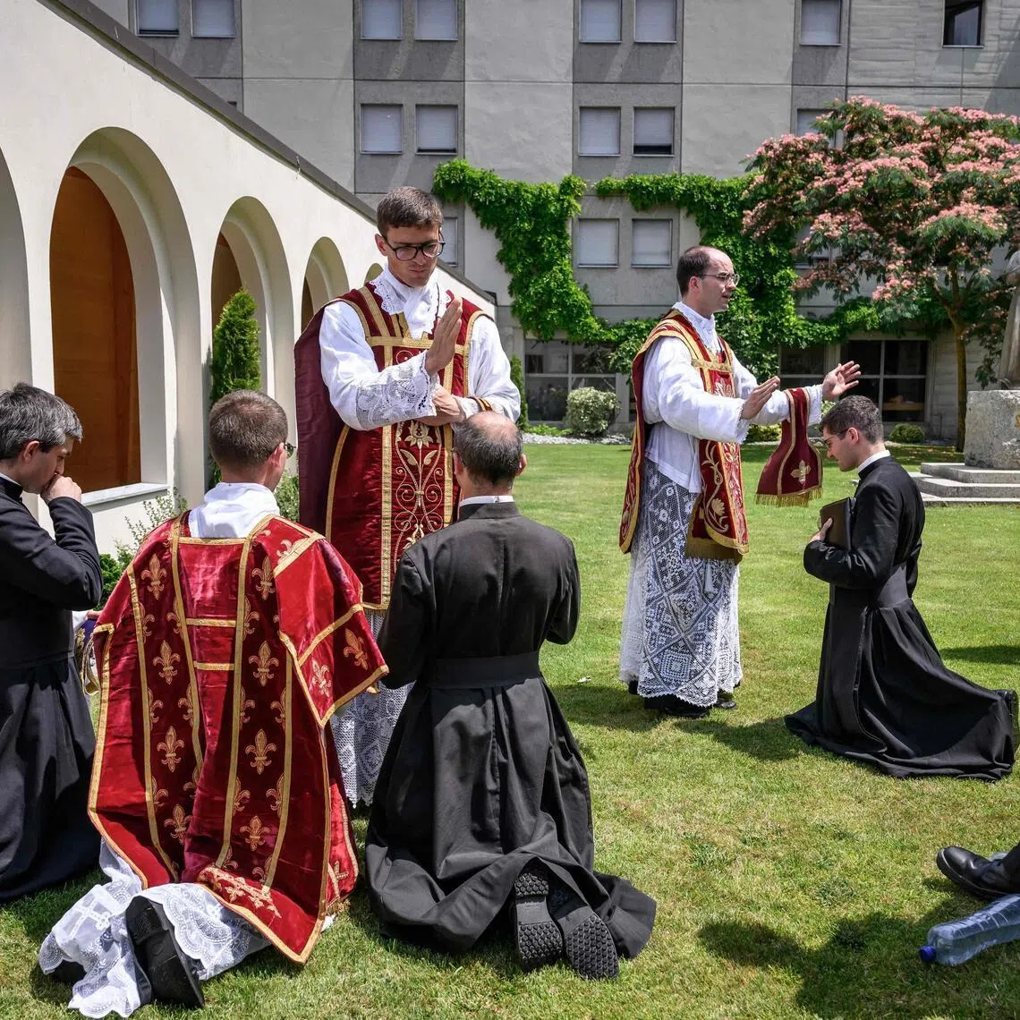 Defying the Vatican, the traditionalist Catholic Society of Saint Pius X will ordain its own bishops on July 1, despite the risk of being considered schismatic.