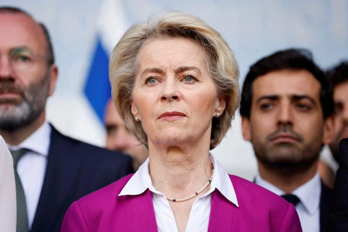 FILE PHOTO: European Commission President Ursula von der Leyen attends a solemn moment to remember the people killed in Israel, during the ongoing conflict with Hamas, at the European Parliament, in Brussels, Belgium, October 11, 2023. REUTERS/Johanna Geron/File Photo