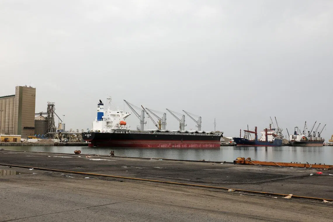 FILE PHOTO: Ships are docked at the Red Sea port of Hodeidah, Yemen July 31, 2024. REUTERS/Khaled Abdullah/File Photo