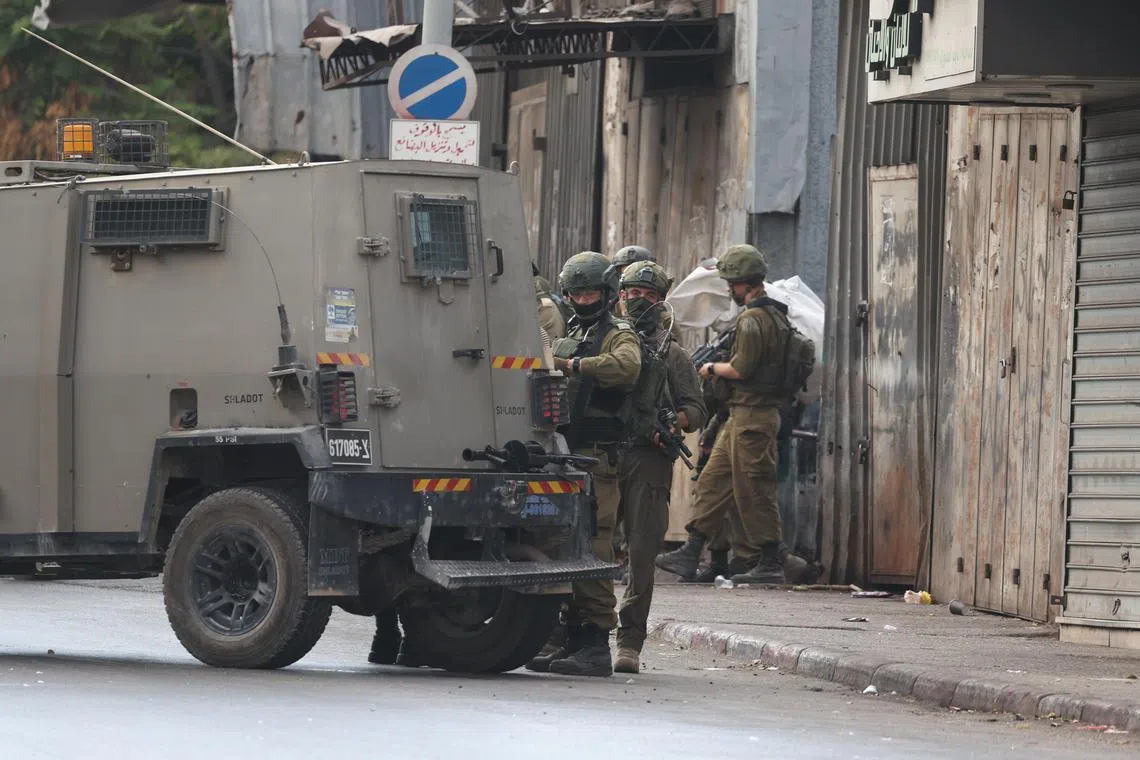 Israeli Army Radio said that some 40,000 reservists would report for duty on Sept 2 for the Gaza City offensive. 