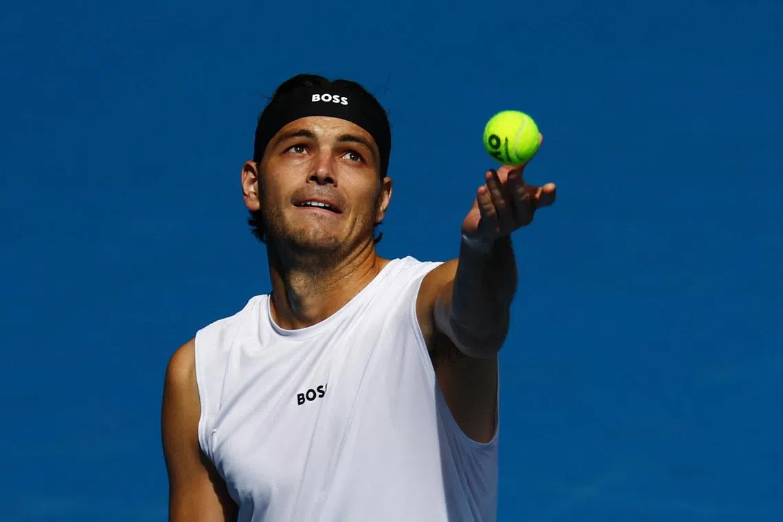 Tennis - Australian Open - Practice - Melbourne Park, Melbourne, Australia - January 9, 2025 Taylor Fritz of the U.S. during a practice session ahead of the Australian Open REUTERS/Edgar Su/File Photo