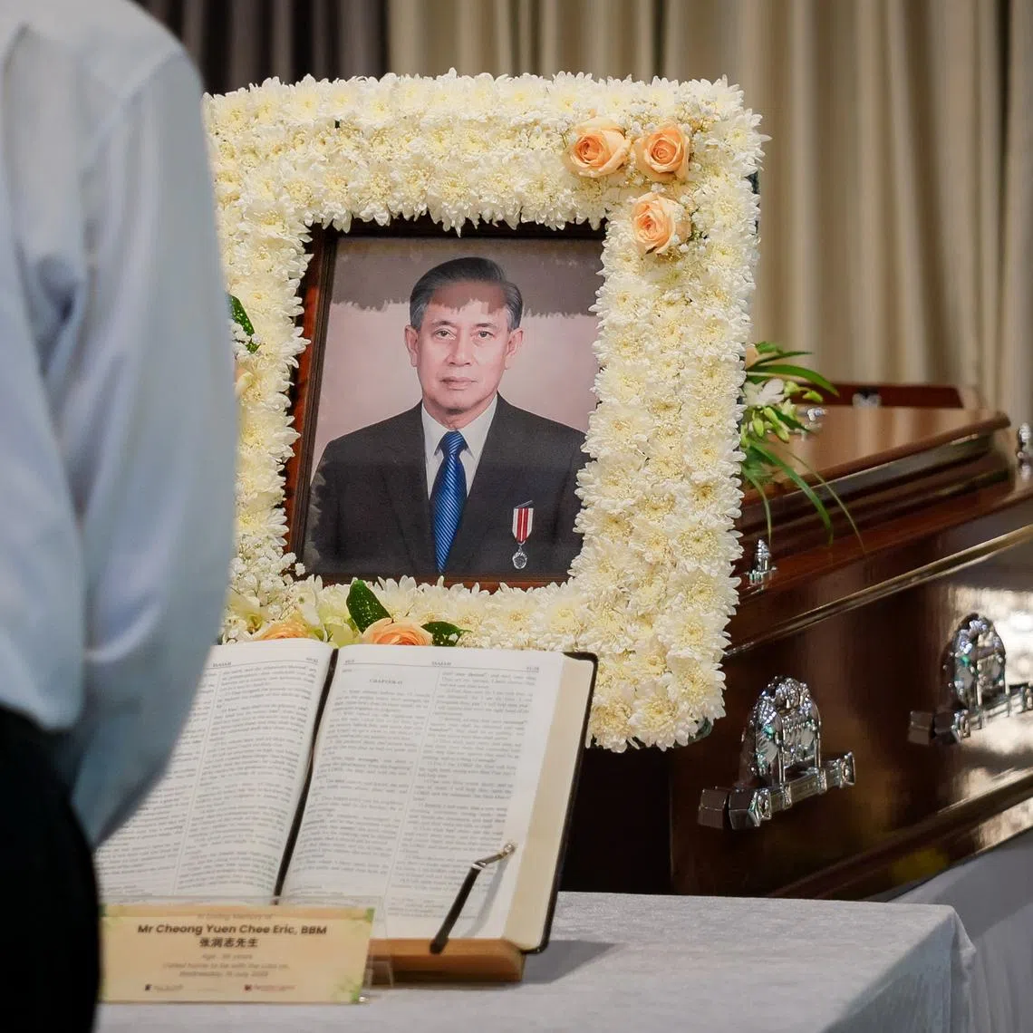 Former Toa Payoh MP Eric Cheong died of complications from dysphagia, or difficulty swallowing.