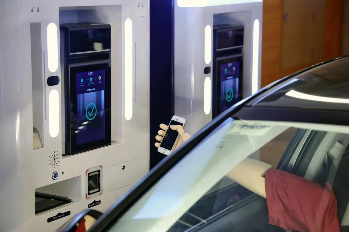 A dummy demonstrating the use of the Automated Passenger Clearance System at the exhibition of ICA’s Work Plan Seminar 2026 on May 8.