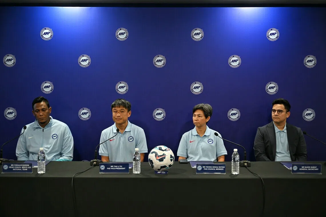 (From left) Singapore Under-22s coach Firdaus Kassim, FAS vice-president Tan Li Yu, FAS council member Yeong Sheau Shyan and FAS general secretary Badri Ghent at a post-SEA Games review on Dec 26.