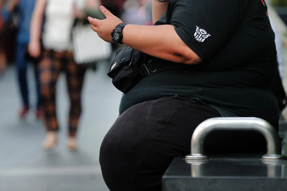 While most healthy people have a little visceral fat, problems arise when it exceeds 10 per cent of total body fat.